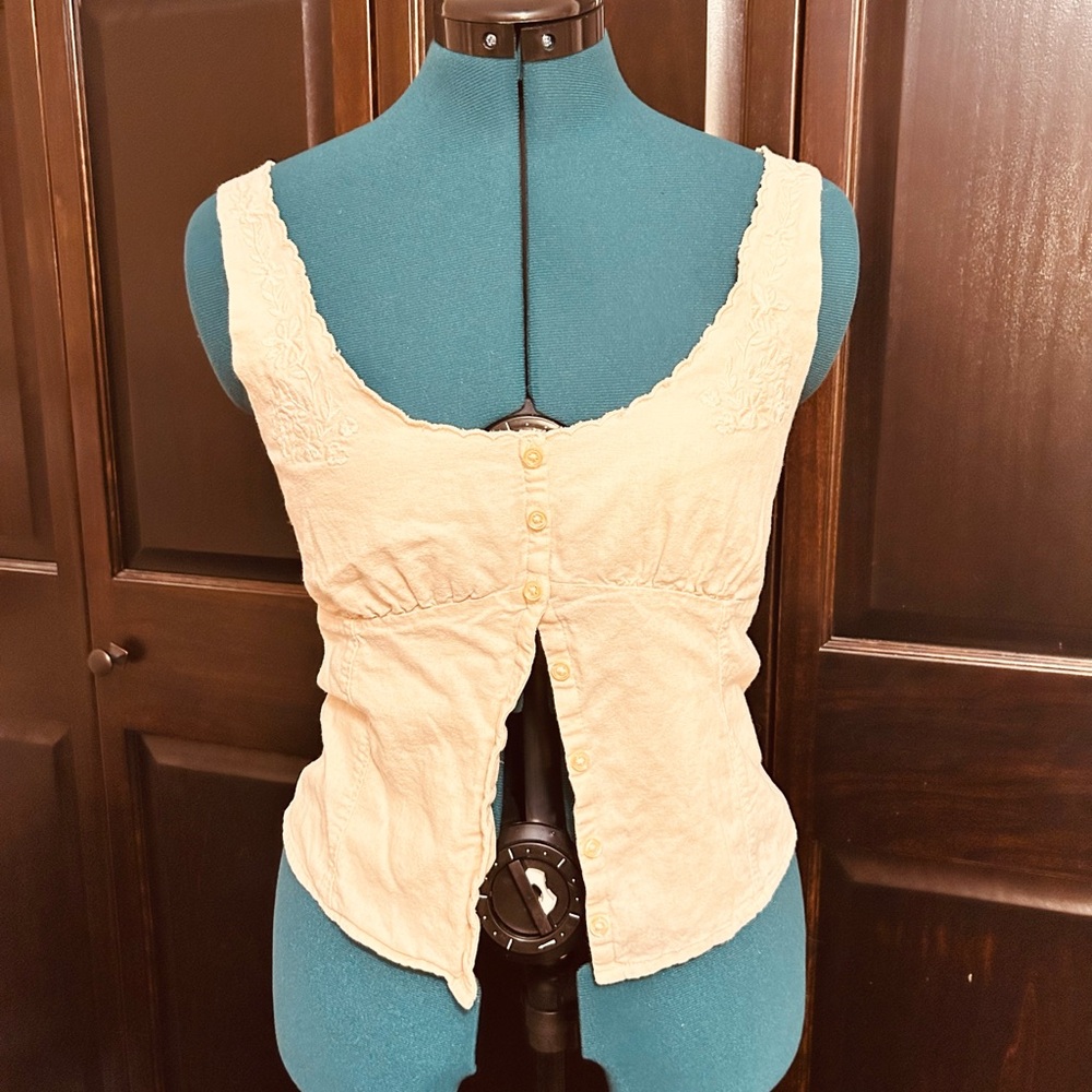 Hollister Pale Yellow Button-Up Sleeveless Top